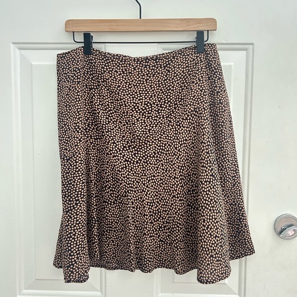 Boden • Virginia Swishy Skirt Lightweight Printed Sz 8 Fully Lined Neutral - Picture 3 of 11